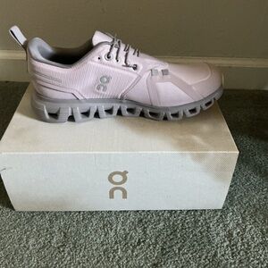 ON Women's Pink Sneakers